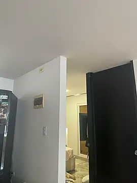 Gaby zahir  online show from 10.31.25