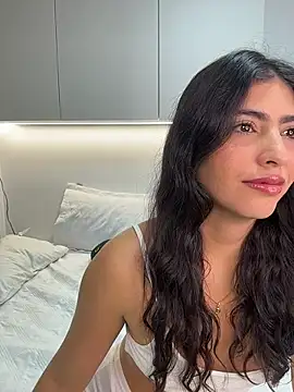 Gaby zahir  online show from 11.12.25