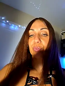 Snapshot of LeticiaWoods chatting on 07.16.26 LeticiaWoods online show from 07.16.26