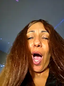 Snapshot of LeticiaWoods chatting on 07.23.26 LeticiaWoods online show from 07.23.26