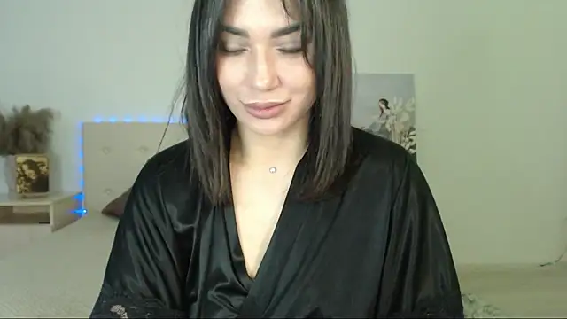 Snapshot of RoxannePure chatting on 02.25.25 RoxannePure online show from 02.25.25