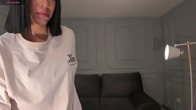 RossieRhoades online show from 01.27.25