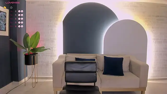 RossieRhoades online show from 02.09.25