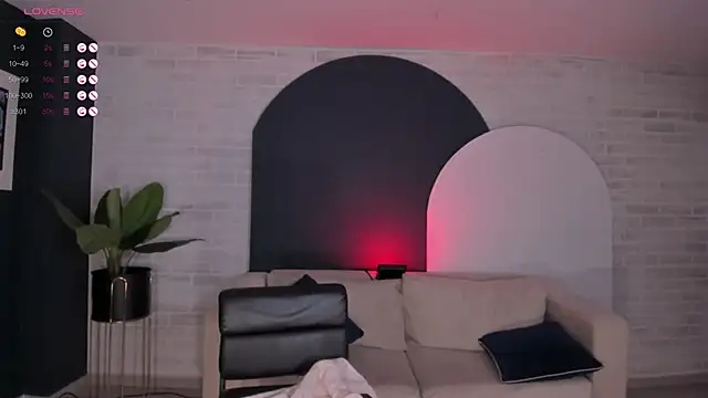 RossieRhoades online show from 02.09.25