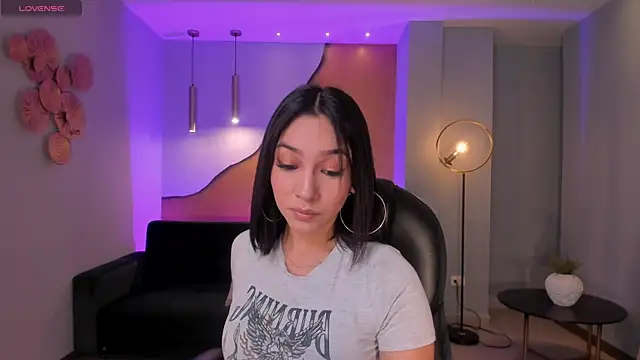 RossieRhoades online show from 03.02.25