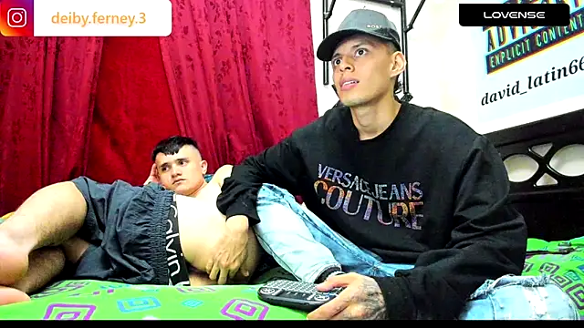 Snapshot of davidlatin66 chatting on 12.29.24 davidlatin66 online show from 12.29.24