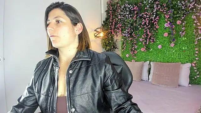 SarahDeyvis online show from 02.24.26