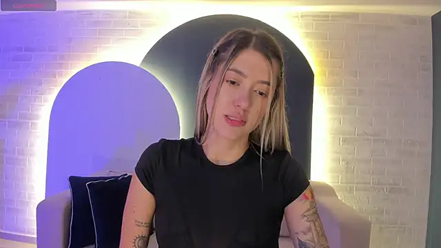 EveBensonX online show from 01.30.25