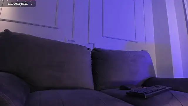 EveBensonX online show from 02.01.25