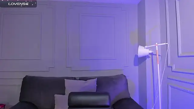 EveBensonX online show from 02.04.25