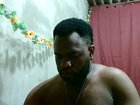 Snapshot of 2ocmaxi chatting on 10.06.25 2ocmaxi online show from 10.06.25