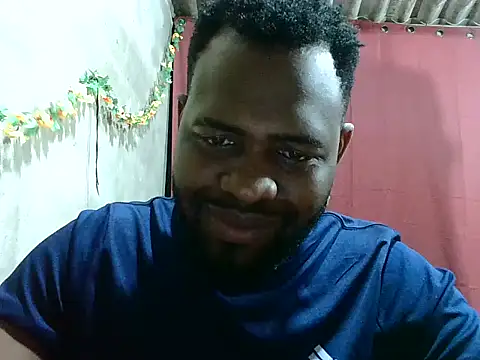 Snapshot of 2ocmaxi chatting on 10.09.25 2ocmaxi online show from 10.09.25