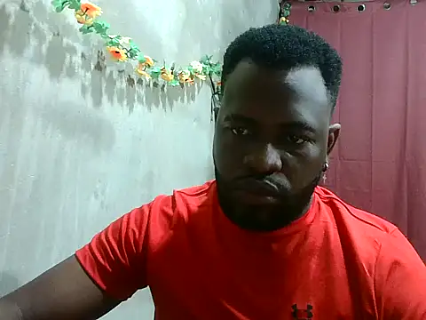 Snapshot of 2ocmaxi chatting on 10.17.25 2ocmaxi online show from 10.17.25