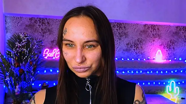 Cool Freak  online show from 01.02.25