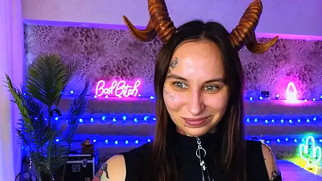 Cool Freak  online show from 02.07.25