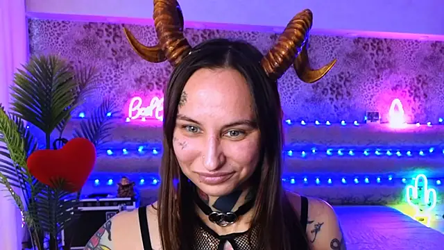 Cool Freak  online show from 03.19.25