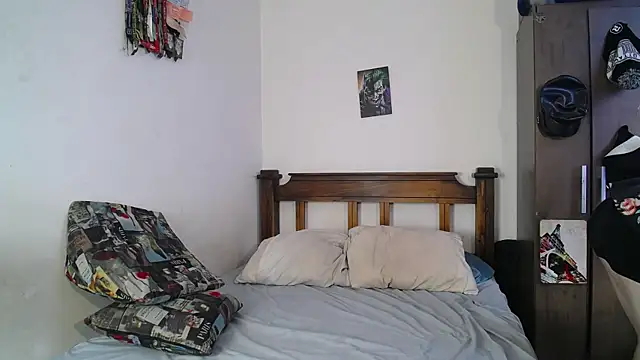 Twink Temptation online show from 09.08.25