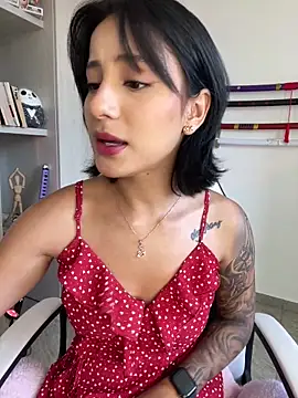 Ale Lewis online show from 12.08.24