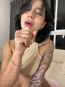 Ale Lewis online show from 01.02.25