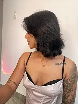 Ale Lewis online show from 02.16.25