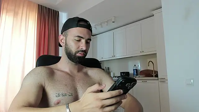 Snapshot of MichaelMasterss chatting on 07.17.26 MichaelMasterss online show from 07.17.26