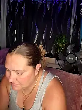 Snapshot of SexyNikki6969 chatting on 04.01.26 SexyNikki6969 online show from 04.01.26