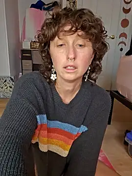 mossy kiss online show from 12.17.25