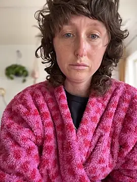 mossy kiss online show from 03.17.26