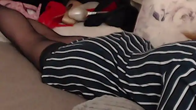 AylyneRichards online show from 02.15.25