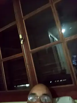 RobertoBuzios22 online show from 11.04.25