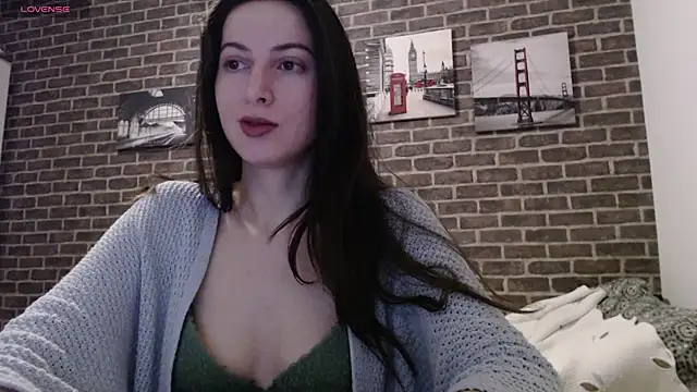 Snapshot of _Hot_Lady_ chatting on 01.14.25 Hot Lady online show from 01.14.25