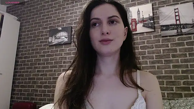 Snapshot of _Hot_Lady_ chatting on 02.20.25 Hot Lady online show from 02.20.25