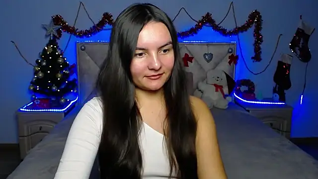 Snapshot of JasmineAsha chatting on 12.21.24 JasmineAsha online show from 12.21.24