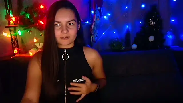Snapshot of JasmineAsha chatting on 01.05.25 JasmineAsha online show from 01.05.25
