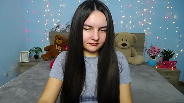 Snapshot of JasmineAsha chatting on 01.17.25 JasmineAsha online show from 01.17.25