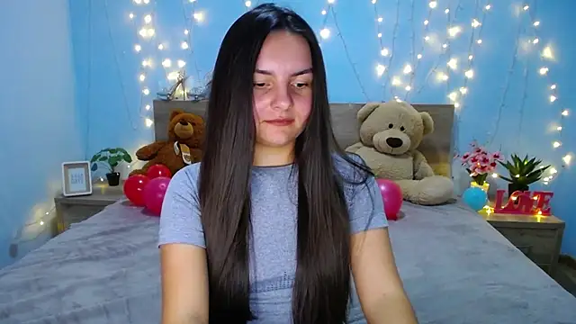 Snapshot of JasmineAsha chatting on 01.17.25 JasmineAsha online show from 01.17.25