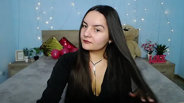 Snapshot of JasmineAsha chatting on 01.25.25 JasmineAsha online show from 01.25.25