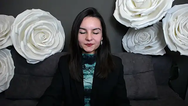 JasmineAsha online show from 10.10.25