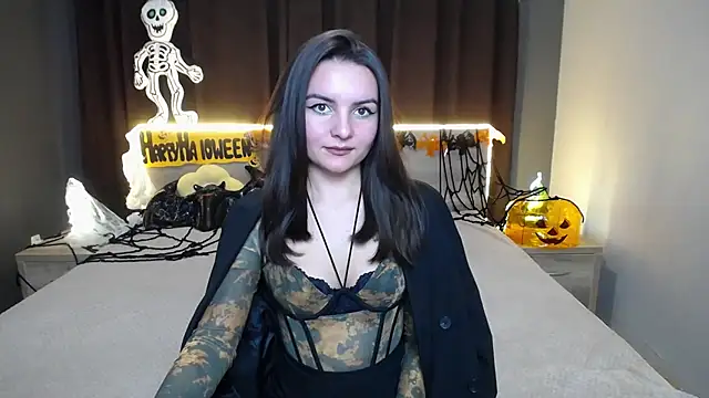 JasmineAsha online show from 10.23.25