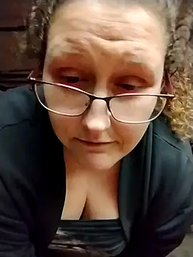 MissMagicMushroom online show from 12.19.24