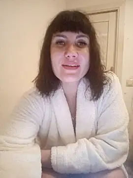 Snapshot of ROXOLANAA_SEXY chatting on 03.20.25 ROXOLANAA SEXY online show from 03.20.25