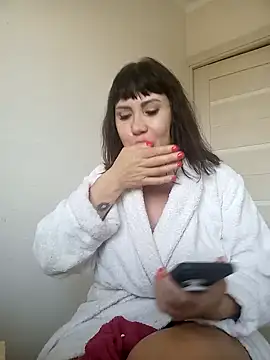 Snapshot of ROXOLANAA_SEXY chatting on 03.21.25 ROXOLANAA SEXY online show from 03.21.25