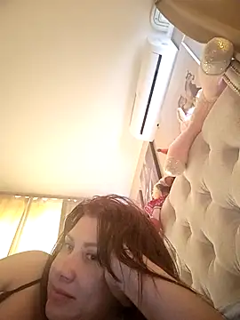 Snapshot of ROXOLANAA_SEXY chatting on 09.20.25 ROXOLANAA SEXY online show from 09.20.25