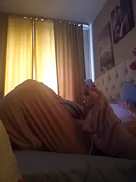 Snapshot of ROXOLANAA_SEXY chatting on 09.23.25 ROXOLANAA SEXY online show from 09.23.25