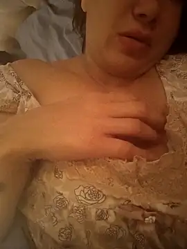 Snapshot of ROXOLANAA_SEXY chatting on 10.07.25 ROXOLANAA SEXY online show from 10.07.25