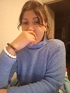 Snapshot of ROXOLANAA_SEXY chatting on 10.07.25 ROXOLANAA SEXY online show from 10.07.25