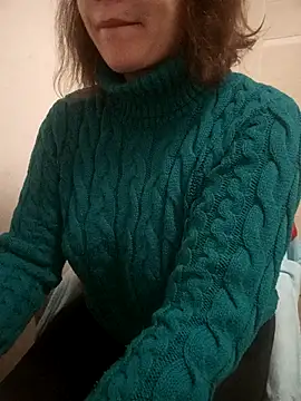 Snapshot of ROXOLANAA_SEXY chatting on 10.16.25 ROXOLANAA SEXY online show from 10.16.25