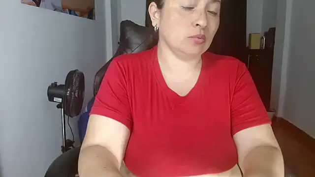 Victoriaevans1 online show from 02.02.26