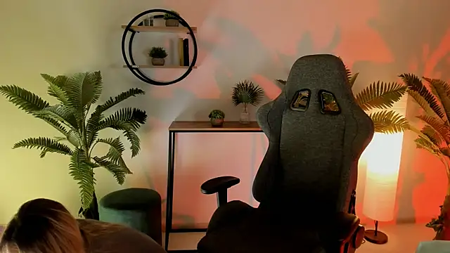 RebeccaMartinez online show from 12.14.24