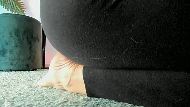 RebeccaMartinez online show from 12.15.24